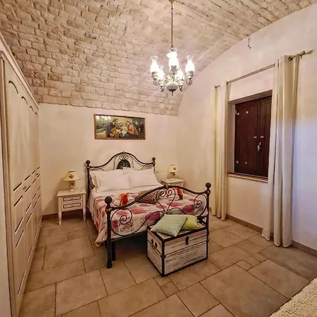 Trulli Pax Animi Holiday home *