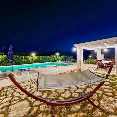 Trulli Pax Animi Holiday home *